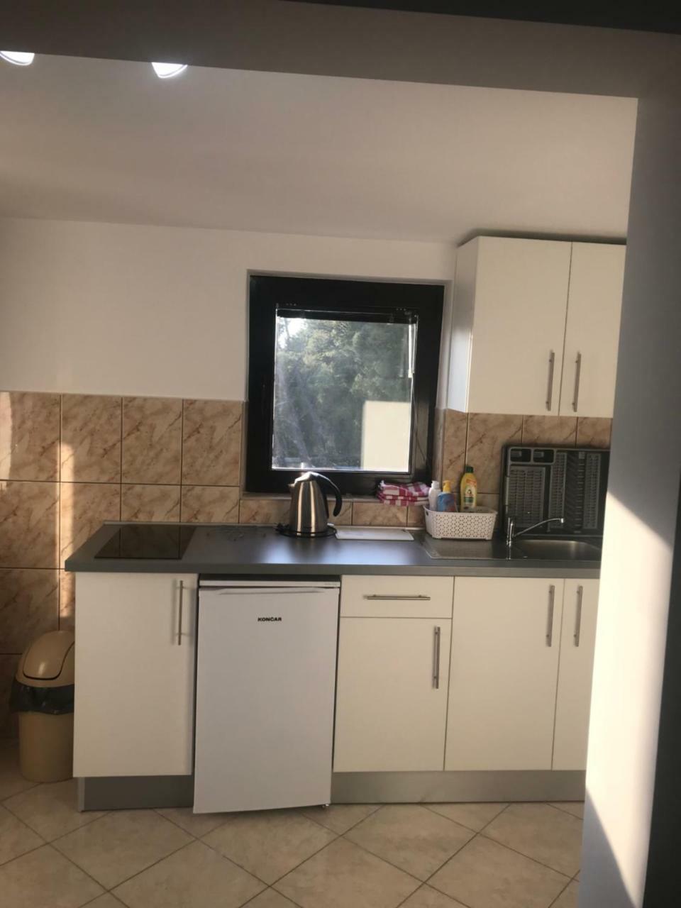 Apartman Veronika Starigrad Paklenica Exterior foto